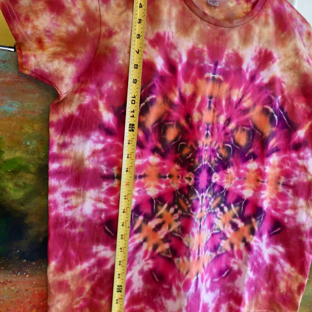 Mandala tie dye t-shirt - women's XL - handmade ready to ship - Picture 6 of 7